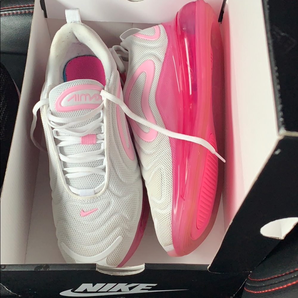 Nike Air Max 720 white/ pink rise-laser fuchsia